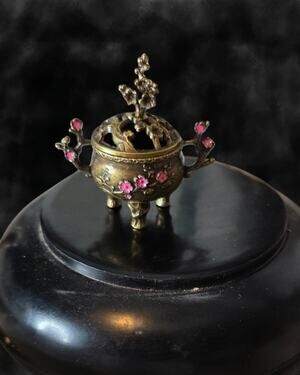 Pink Cherry Blossom Metal Incense Burner – Vintage Brass Censer